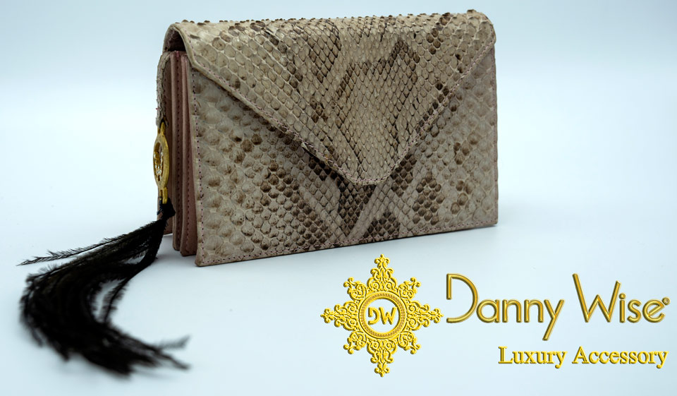 beverly pochette clutch bag danny wise