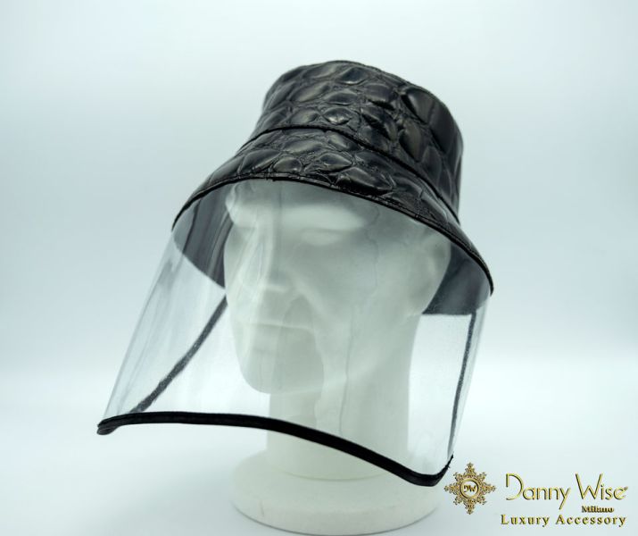 Moon – Hat with visor