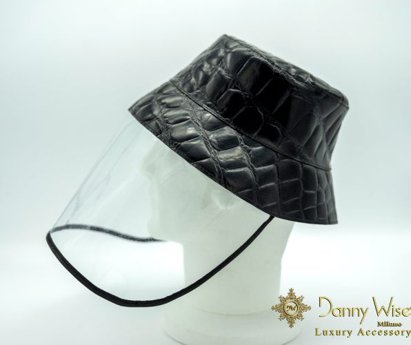 Moon – Hat with visor